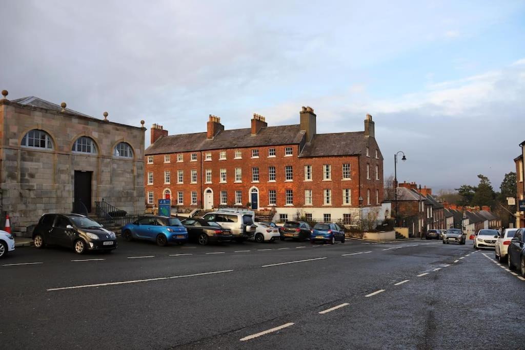 Royal Hillsborough Village Luxury Townhouse Buitenkant foto